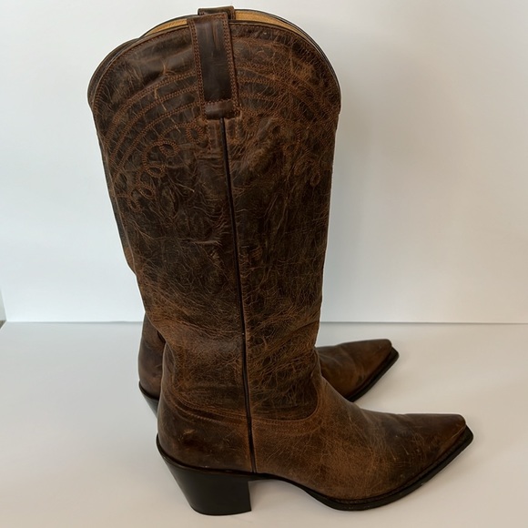 Shyanne Shoes - Shyanne Vintage Cowboy Boots size 11B